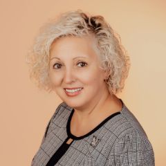 Петричко Елена